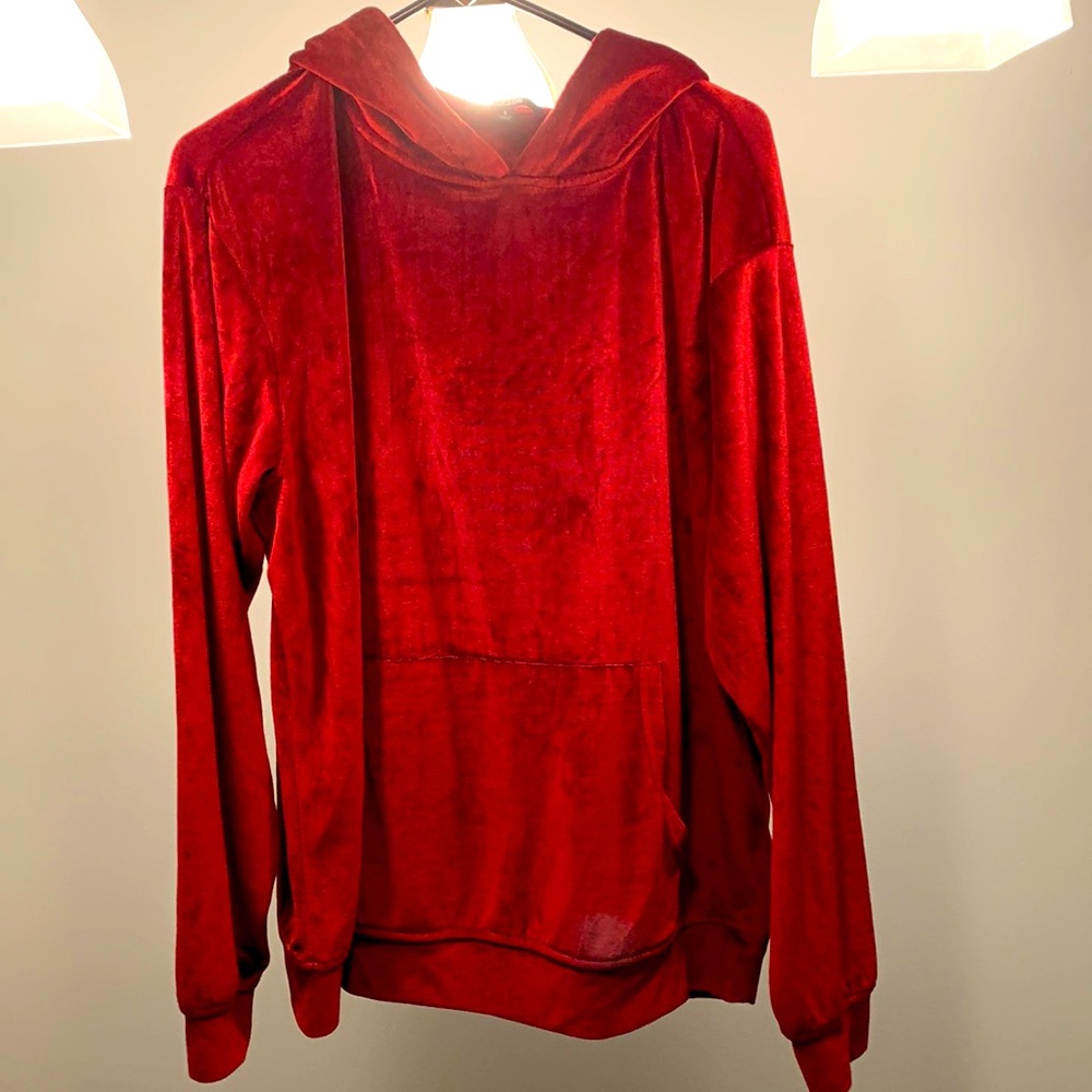 Velour hoodie burgundy red size small in mens fits like a med-large for women